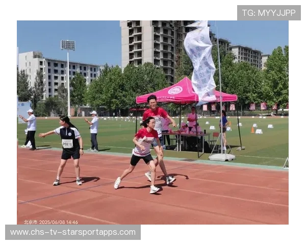 现场“燃爆”瞬间：运动员“极速冲刺”点燃全场！